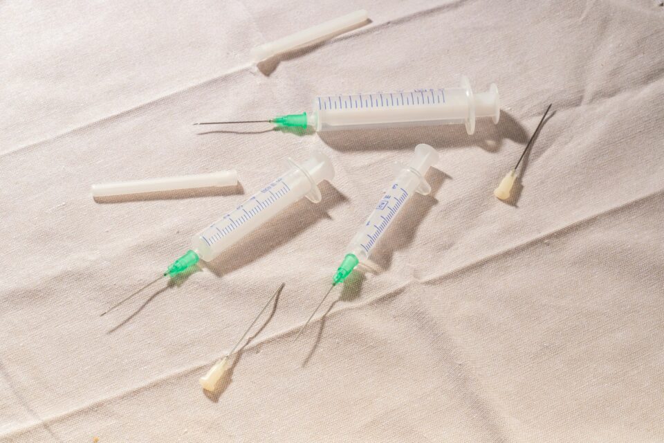 Deseuri medicale ascutite